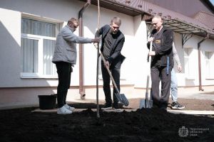 Дарувати подарунки у день народження набагато приємніше, ніж отримувати